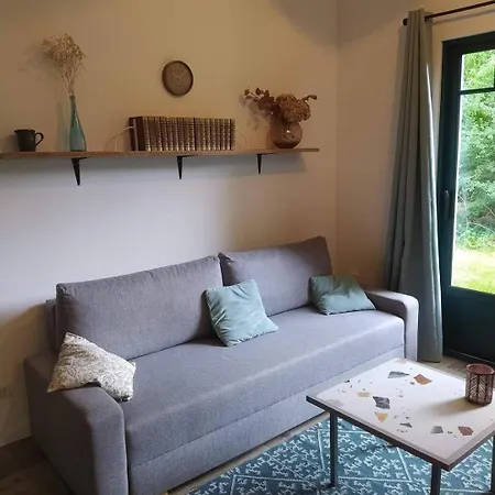 Grimm - Tiny House